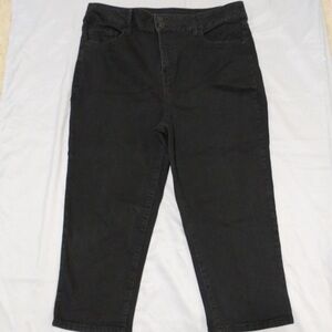 Royalty For Me Capris